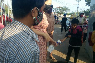 Đi học sau cách ly.