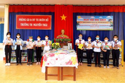Hưởng ứng Ngày hội đọc sách năm 2022